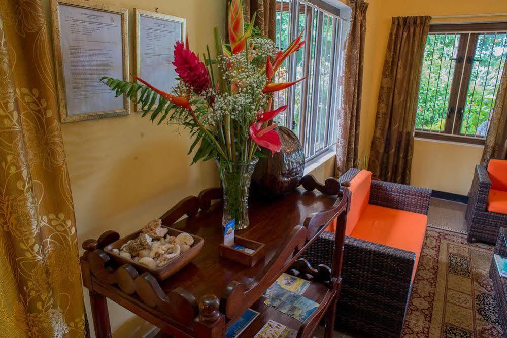 Georgina'S Cottage Beau Vallon  Eksteriør bilde